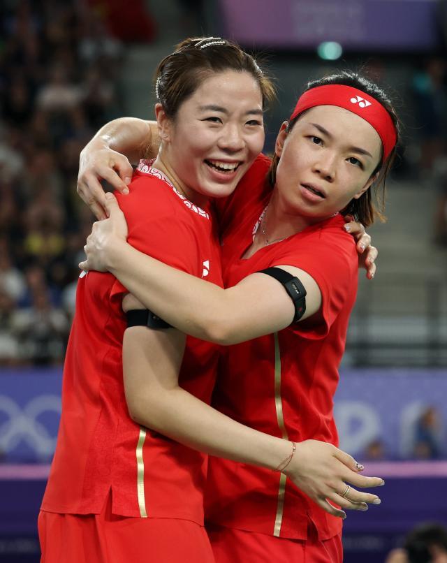 开云中国-携手十年，陈清晨/贾一凡圆梦巴黎