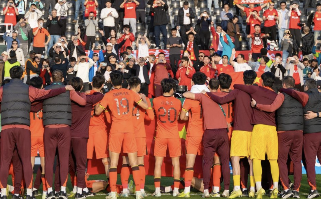 开云APP-5-3 3-2！亚洲足球变天：西亚豪强全出局 东亚或包4强 国足要加油